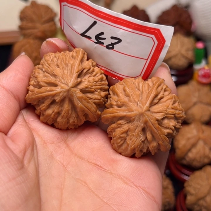 小***贱吊坠文玩核桃37全品粗筋御龙正奔58