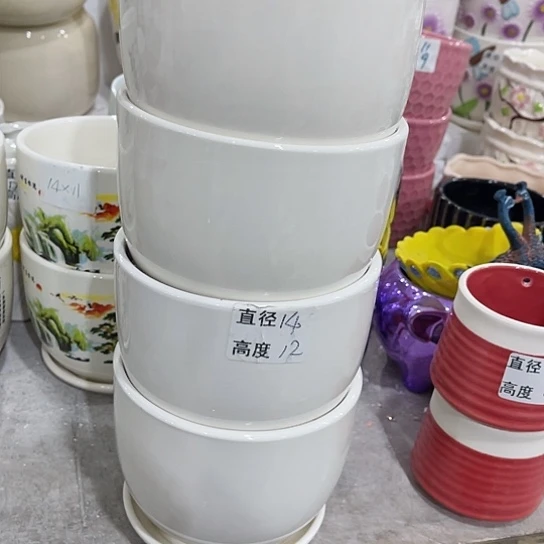 多肉绿植陶瓷花盆9.9包邮，有孔