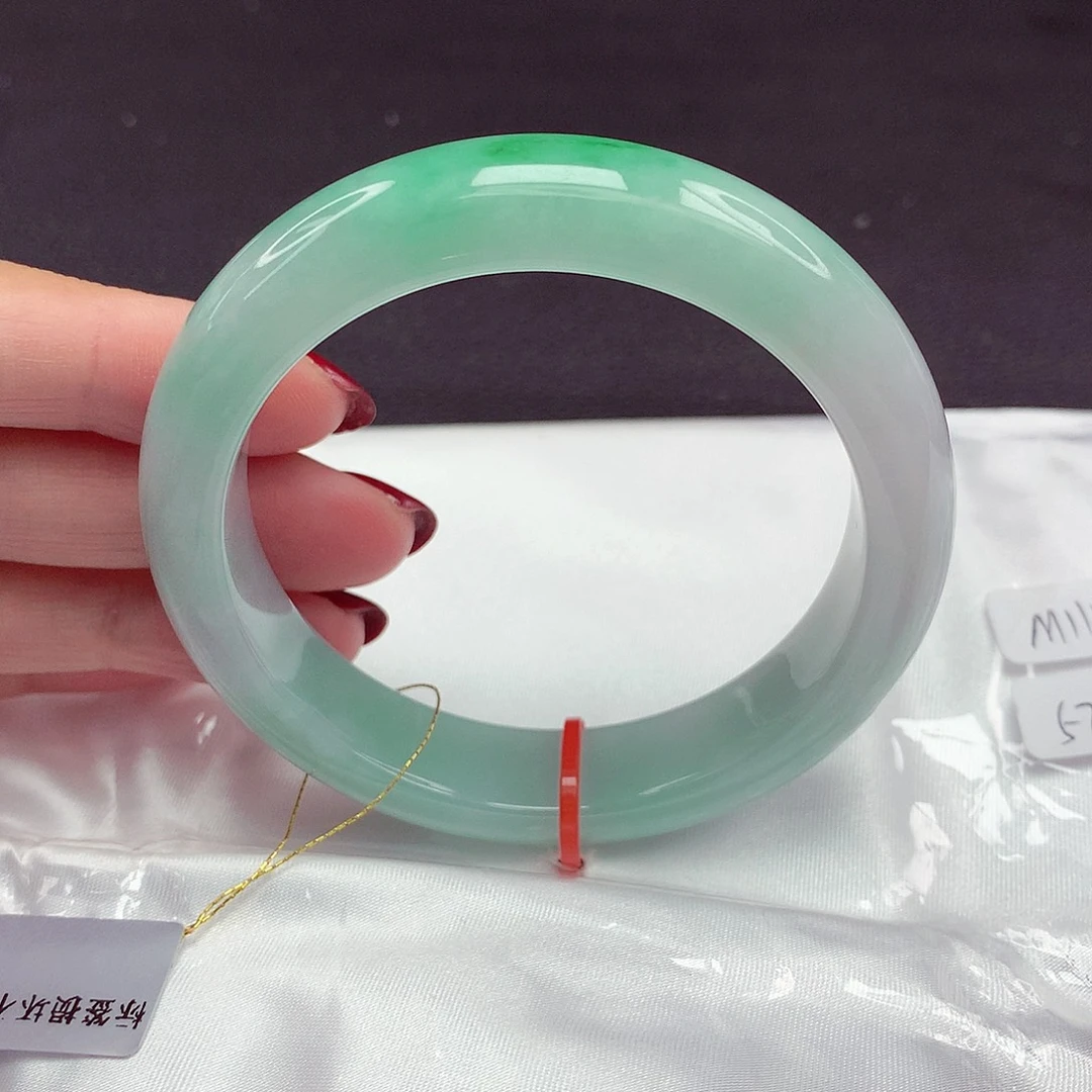 翡翠未镶嵌手镯57圈831