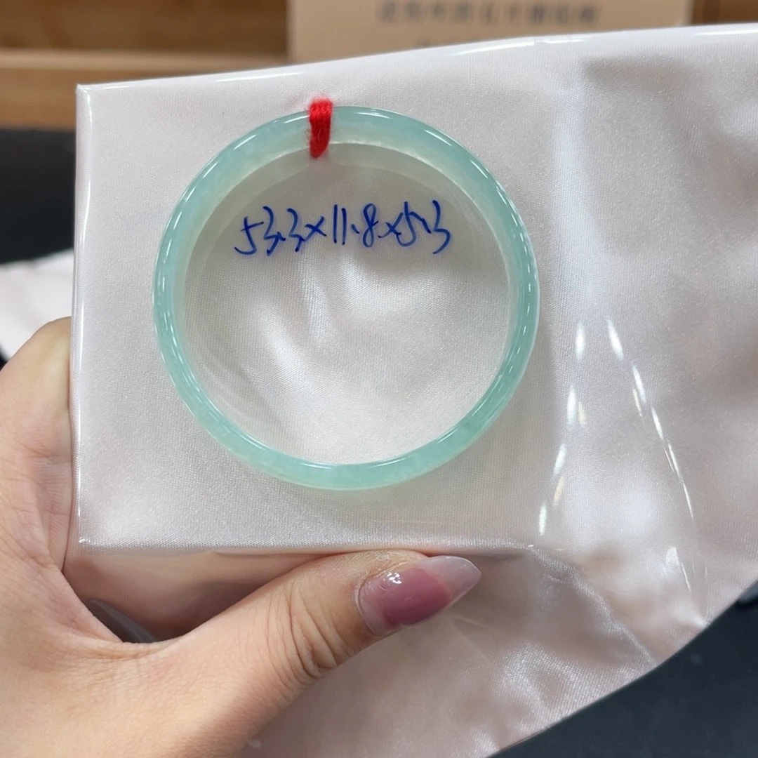 未镶嵌手镯翡翠翡翠