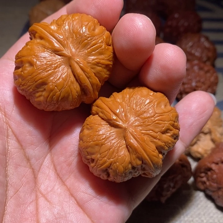 琪***宝吊坠文玩核桃核桃