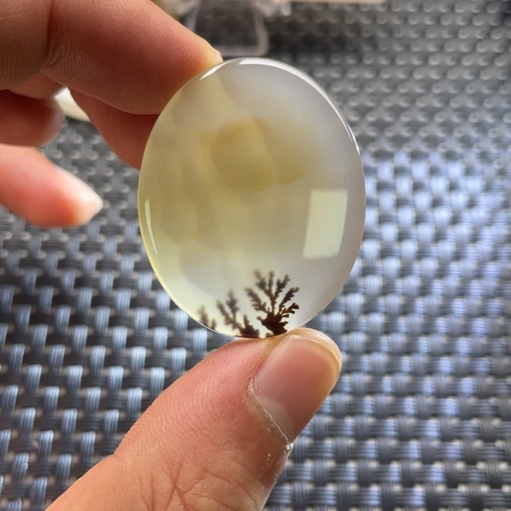 未镶嵌颈饰玛瑙/玉髓飞**生