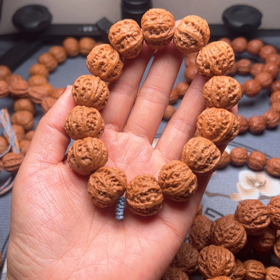 文玩核桃手串2.2玉珊瑚