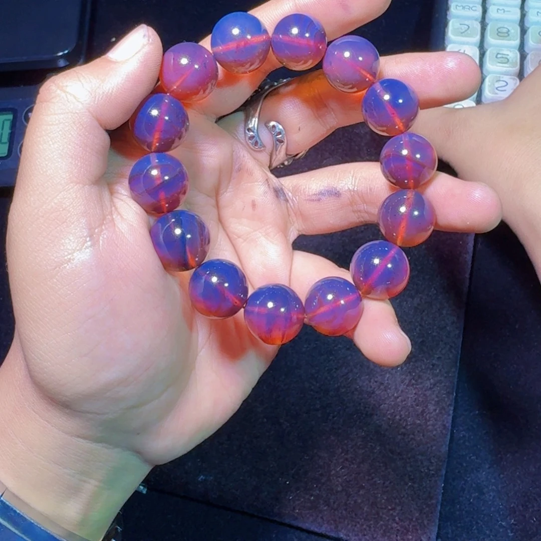 琥珀未镶嵌裸石琥珀