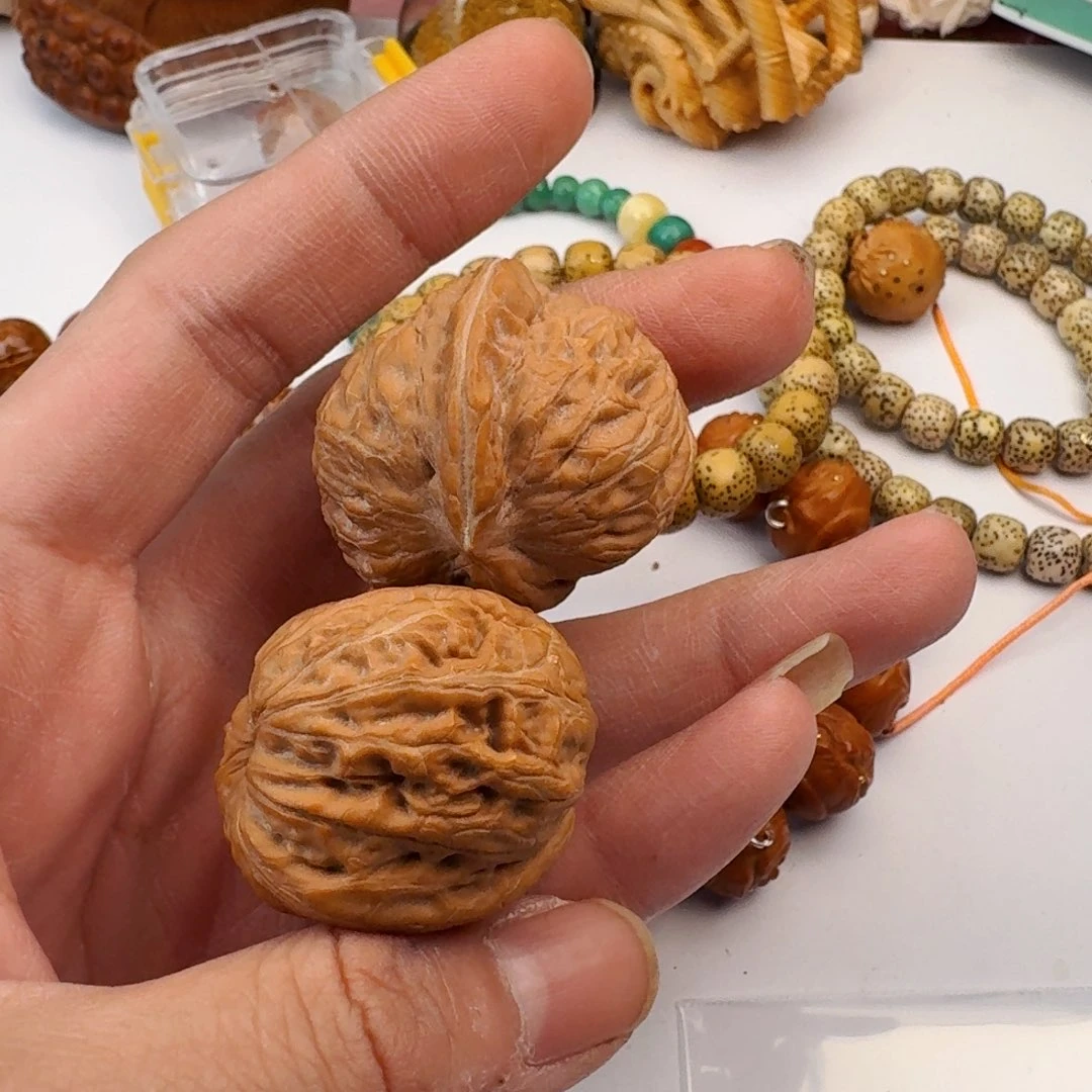 文玩核桃把件G**颐哈哈哈哈哈哈