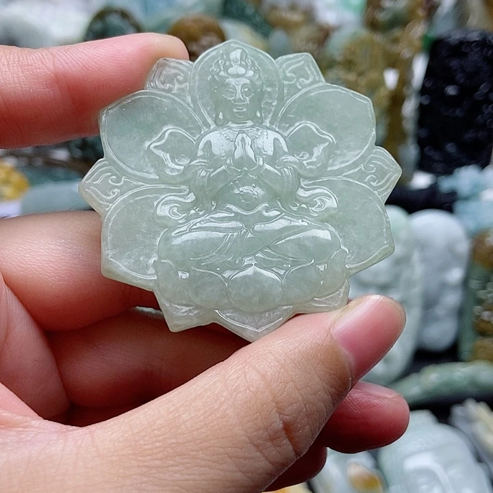 翡翠未镶嵌颈饰翡翠