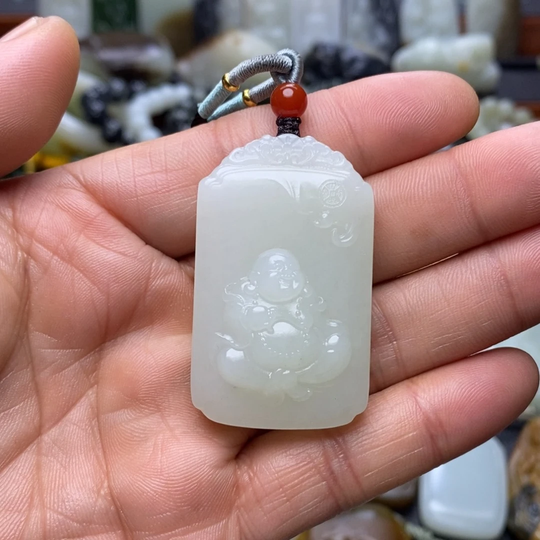 颈饰未镶嵌和田玉