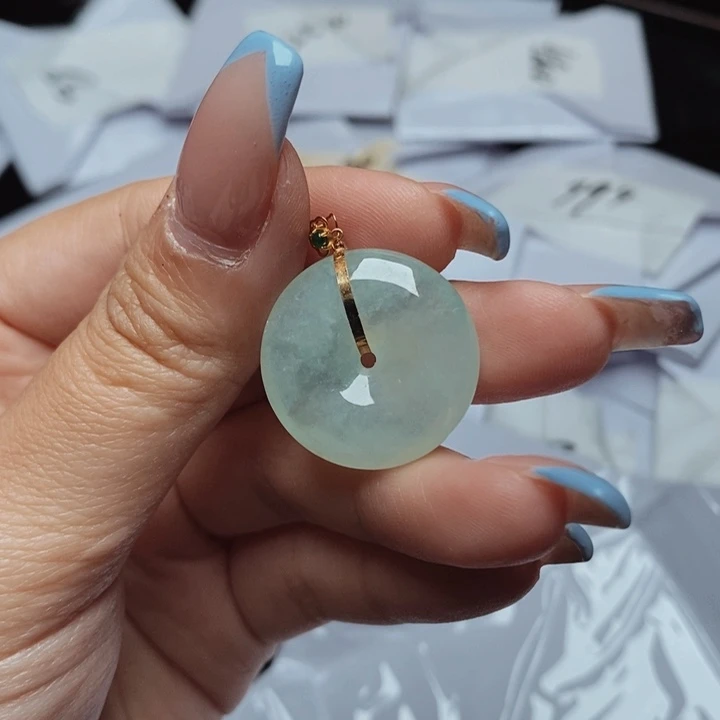 【闪购商品】吊坠(不含链)未镶嵌翡翠