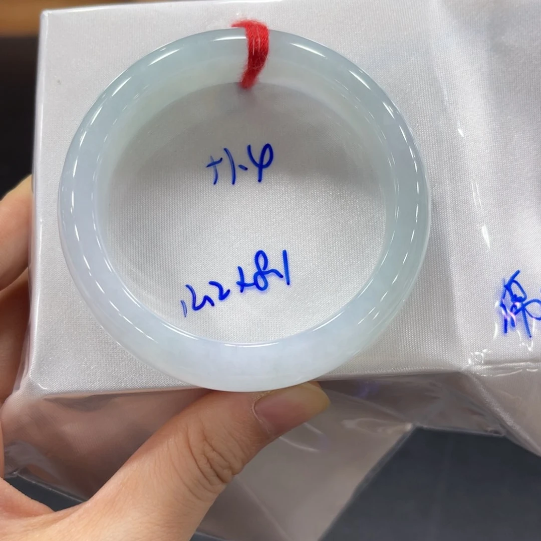 未镶嵌手镯翡翠翡翠