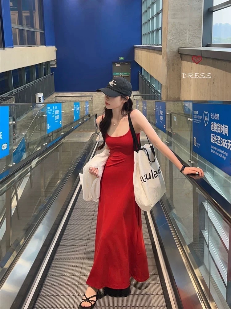 夏季纯欲大码遮肉显瘦极简风洋气吊带连衣裙时尚长裙吊带裙女长款
