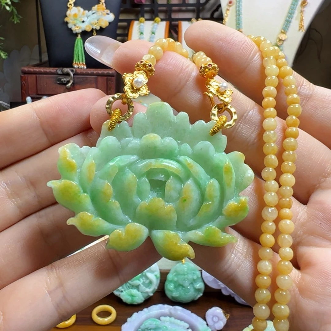 翡翠未镶嵌毛衣链荷花