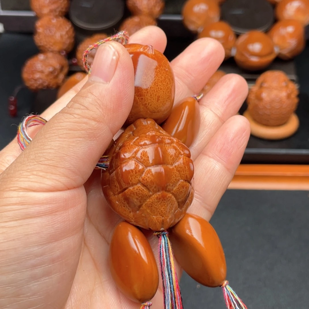 把件橄榄核富贵人生