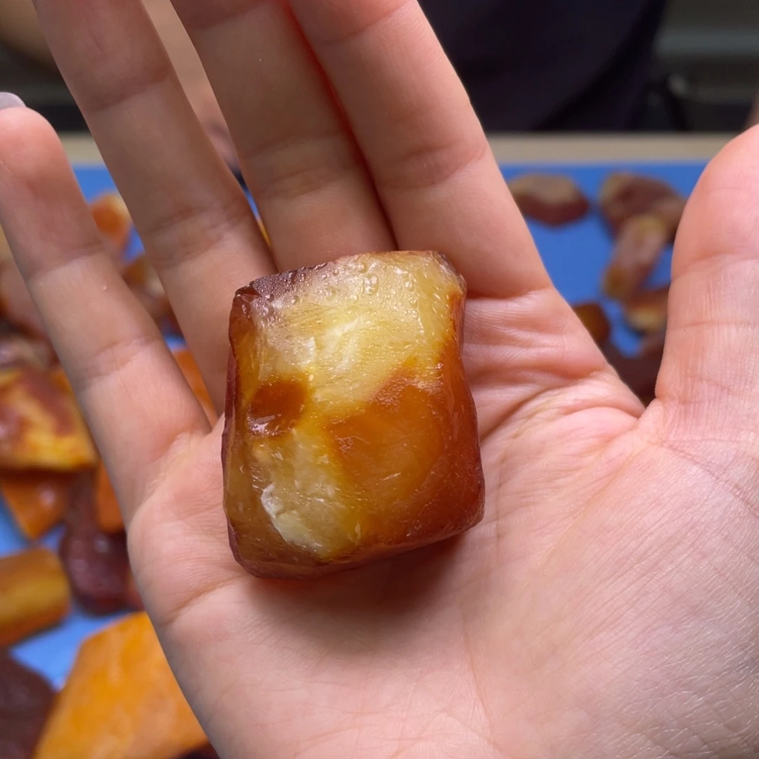 定制蜜蜡未镶嵌豆*