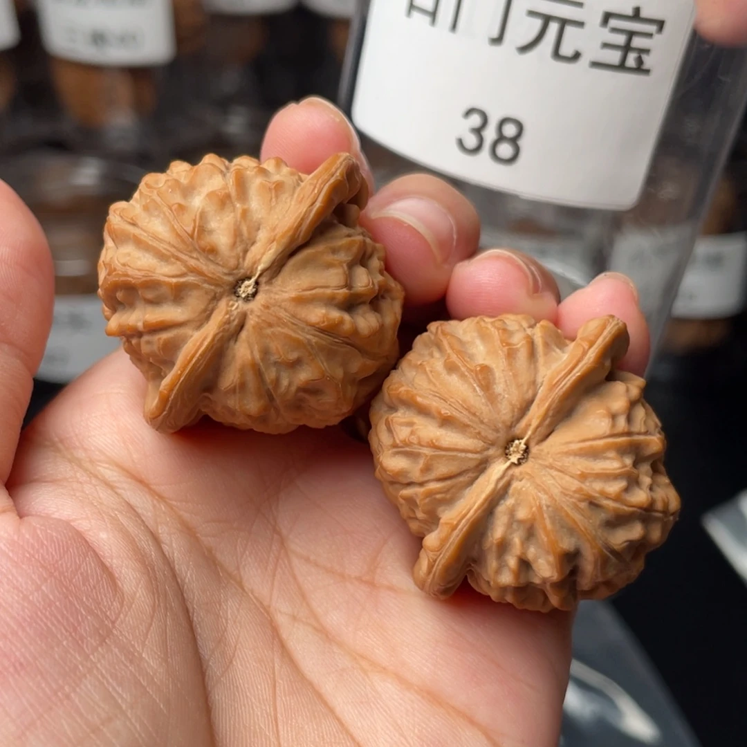 叫***呢把件文玩核桃38石门元宝