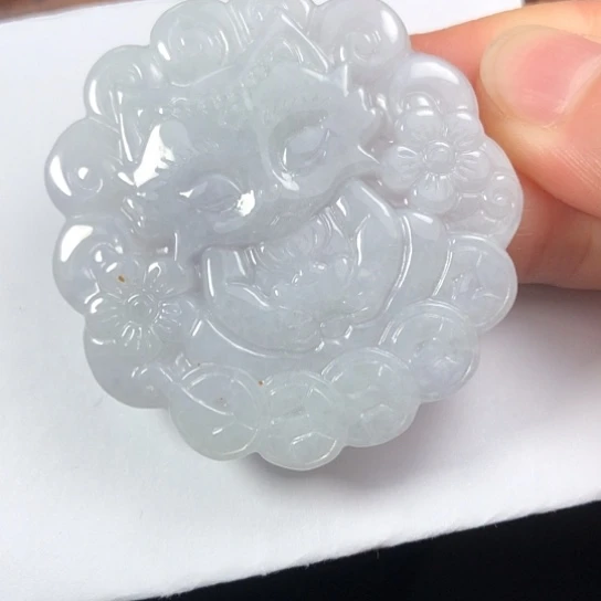 翡翠未镶嵌颈饰缅甸A货，每天下午1点半开播