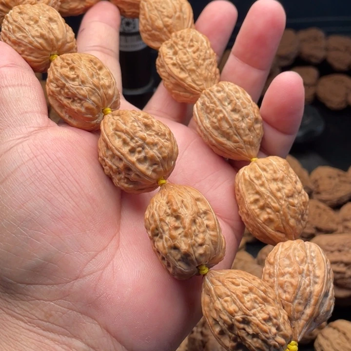 文玩核桃吊坠月****e6野生