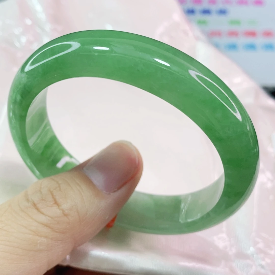 未镶嵌手镯翡翠52.6圈口贵妃完整力推