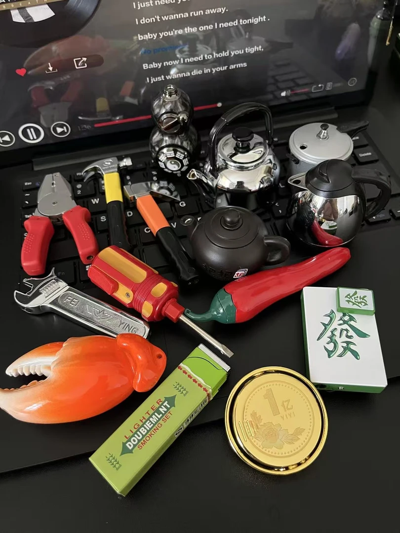 (传说级奇葩打火机最全合集)扳手斧头锤子老虎钳铁定壶把胡打火机