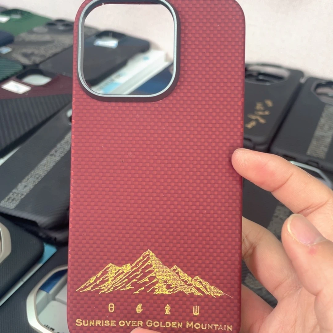 15pro中国红日照金山磁吸正品凯夫拉