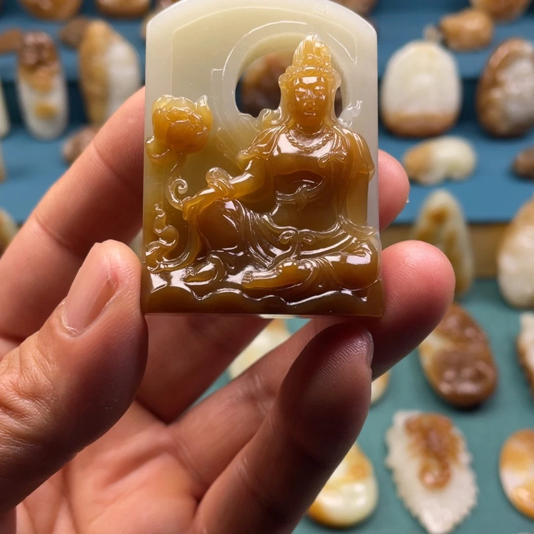 颈饰未镶嵌和田玉