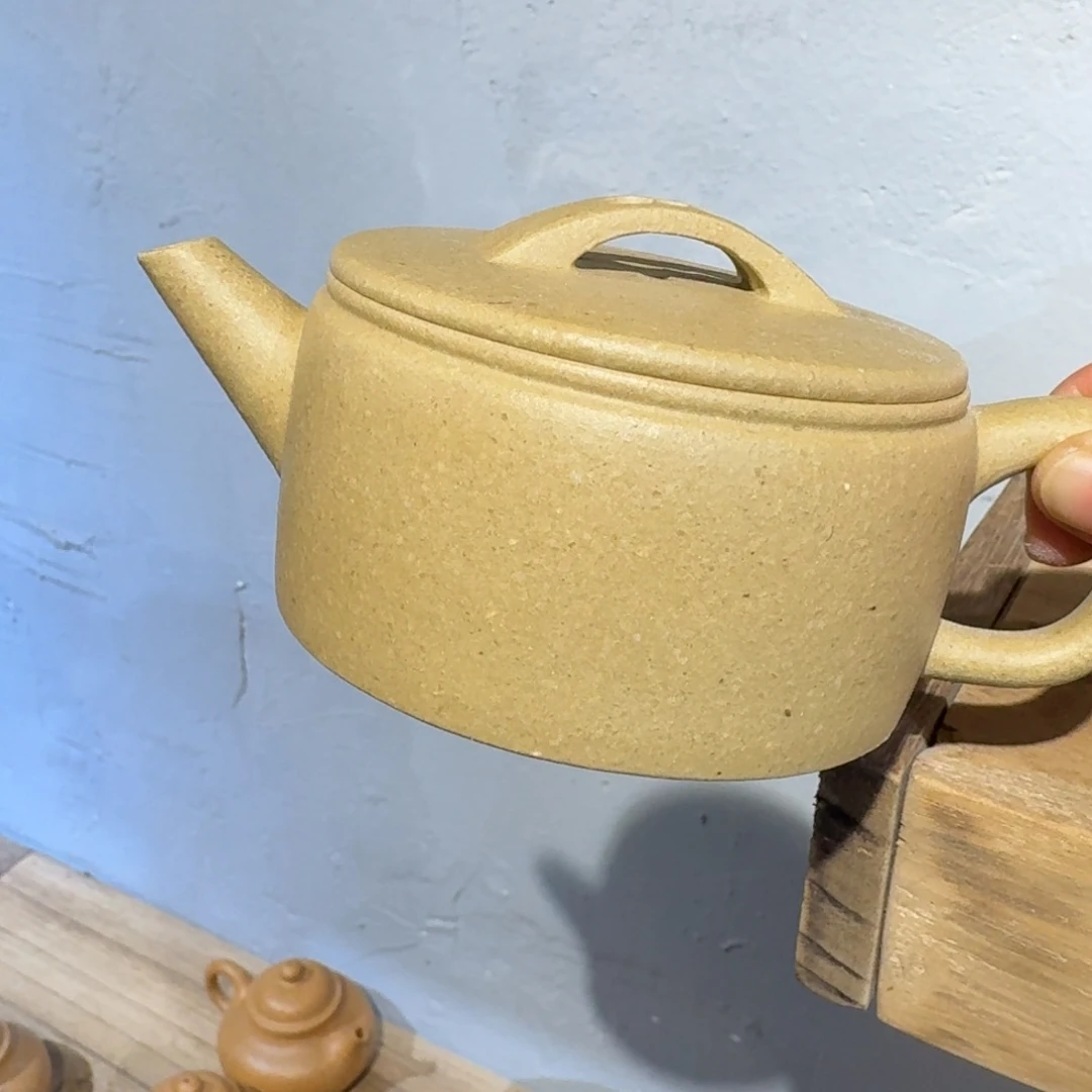 本山绿泥茶壶微瑕180毫升梨皮