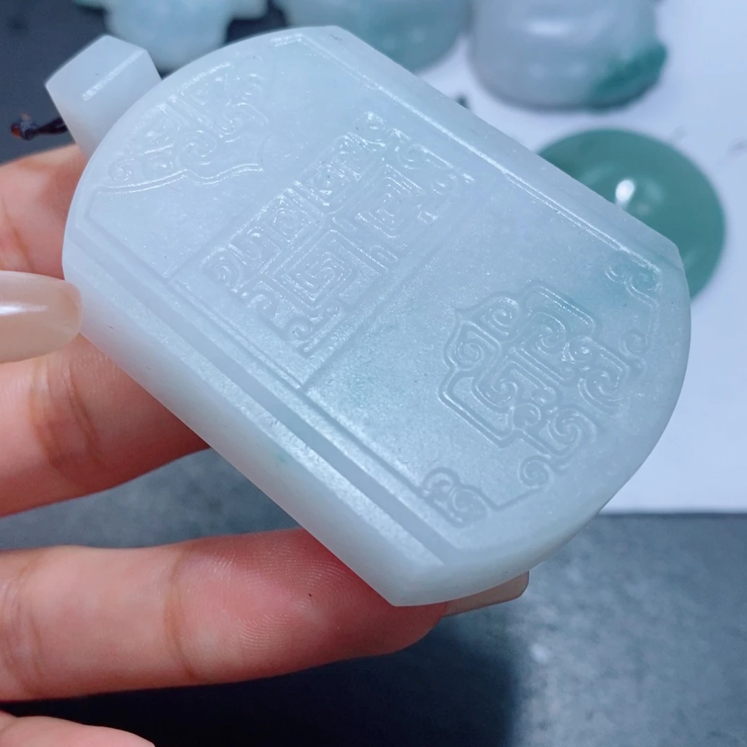 定制翡翠未镶嵌定制毛货翡翠挂件