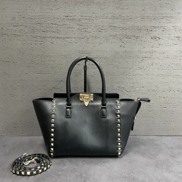 95新/华伦天奴/包包/250217SK0011