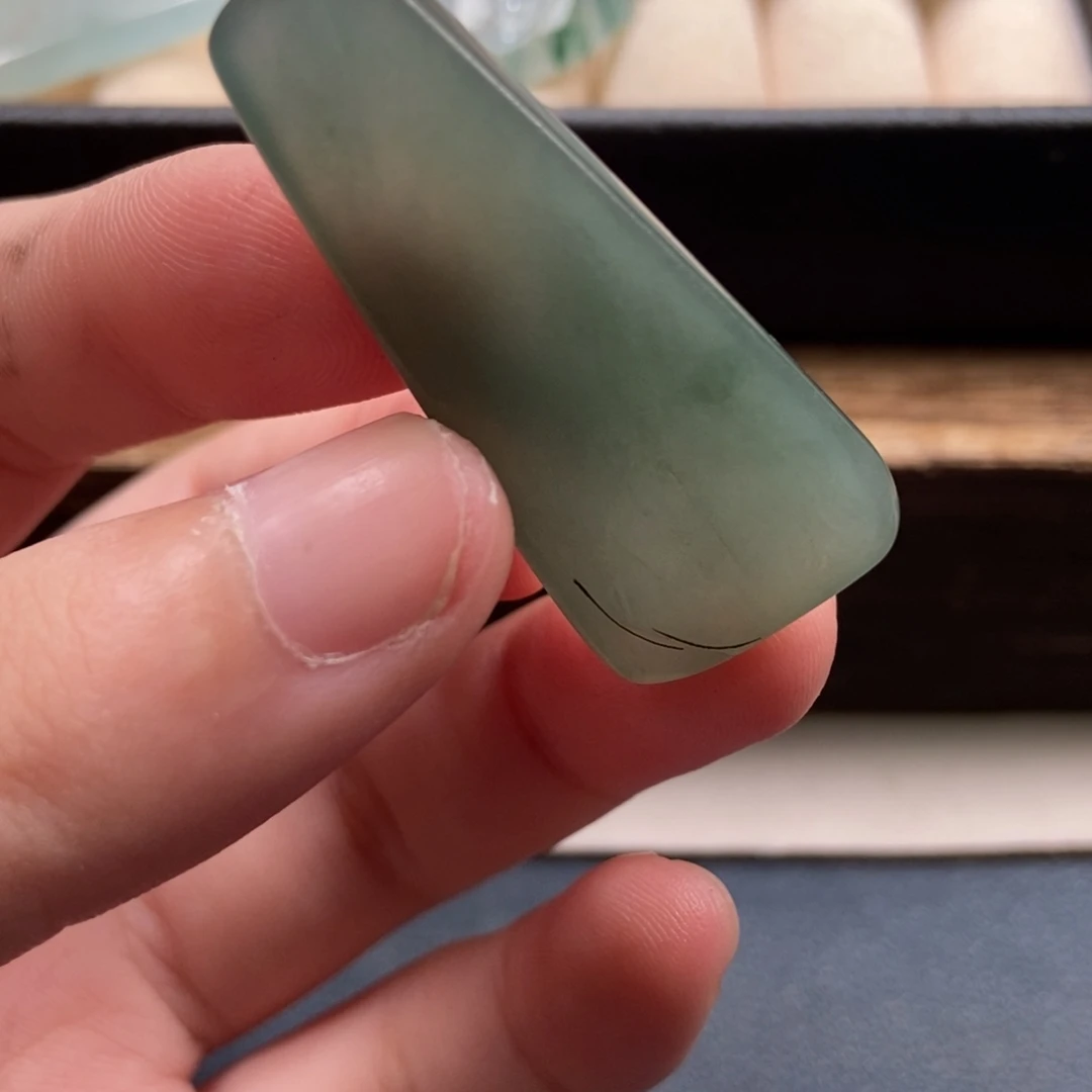 定制翡翠未镶嵌料子包工