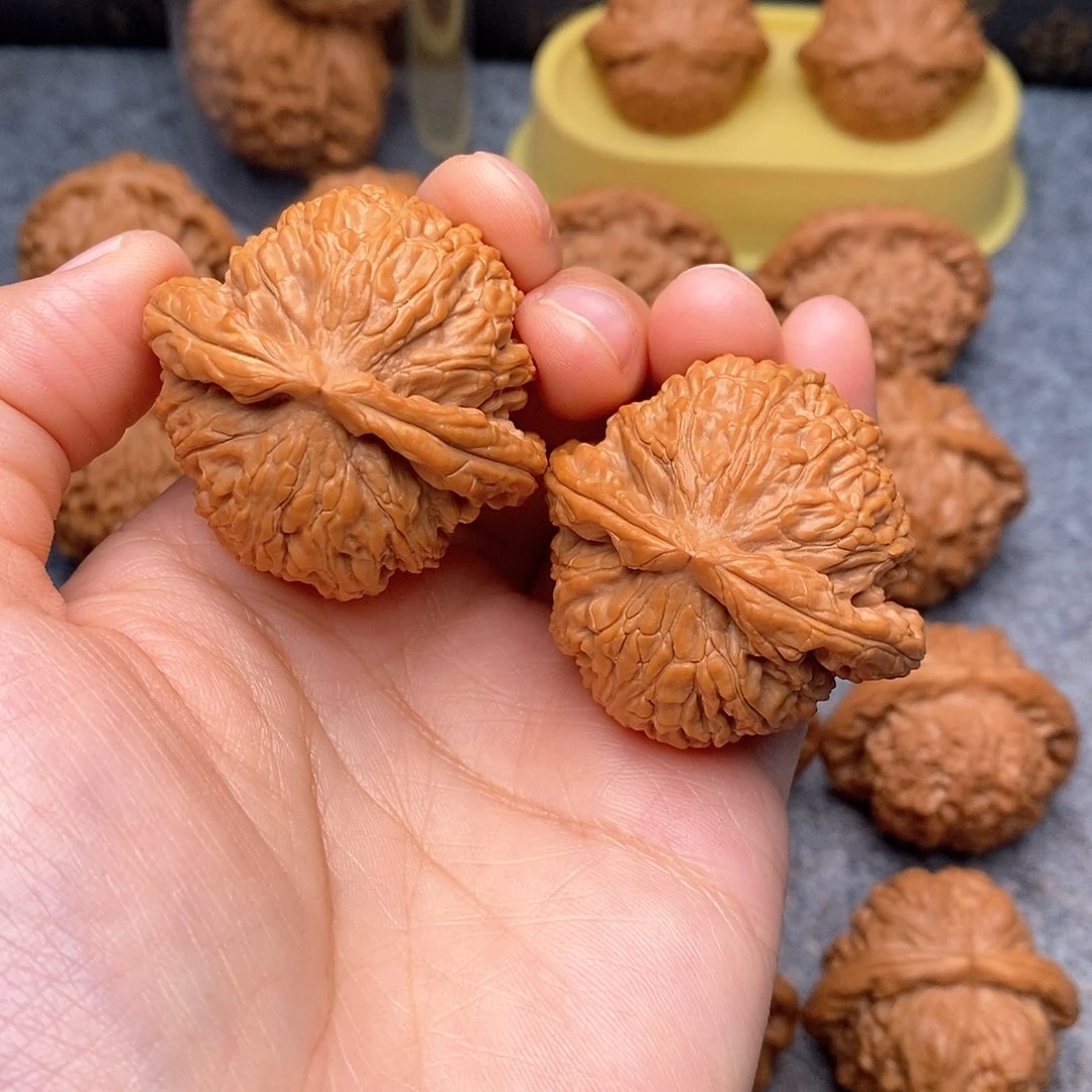 文玩核桃把件n**e球白狮子41全品