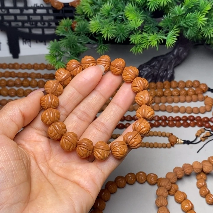 往***️桃核手串金蟾手串