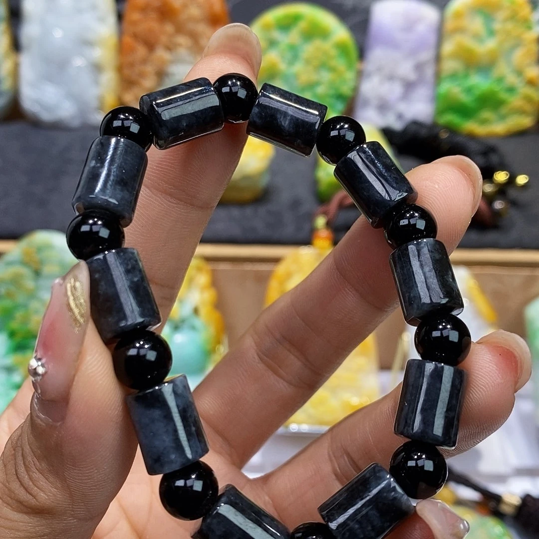 翡翠未镶嵌颈饰翡翠A货一物一证
