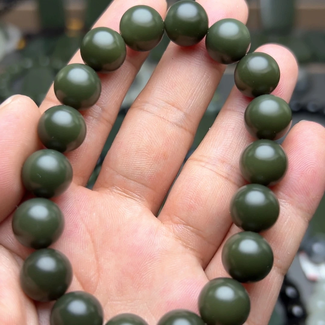 手链未镶嵌和田玉沙枣青军绿卡12