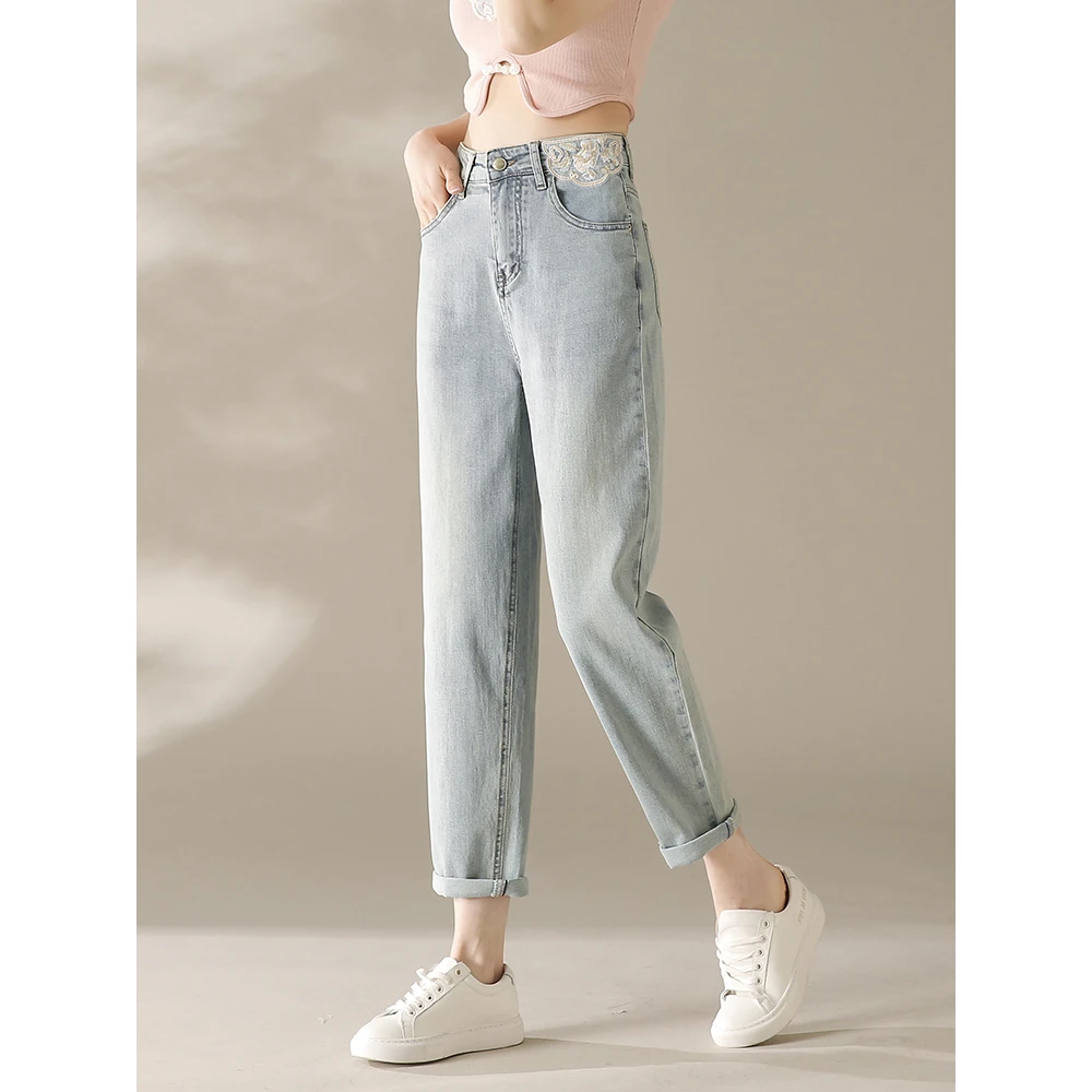 浅色哈伦牛仔裤女秋季2025新款梨型身材蓝小个子黑色直筒牛仔裤