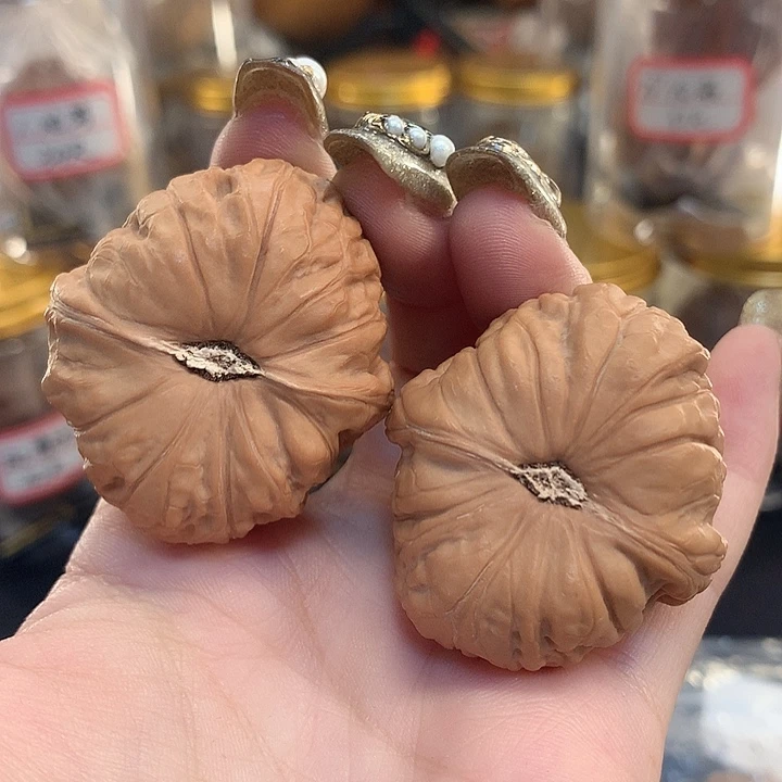 文玩核桃吊坠36 南瓜饼