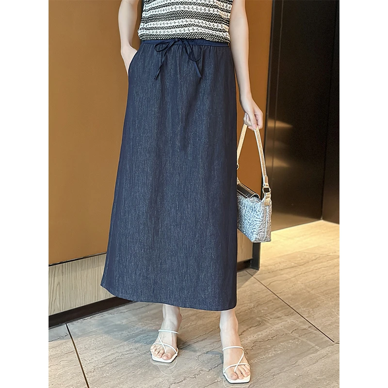 左左家 复古丹宁水洗棉~柔软薄款抽绳松紧腰直筒后开叉牛仔半身裙