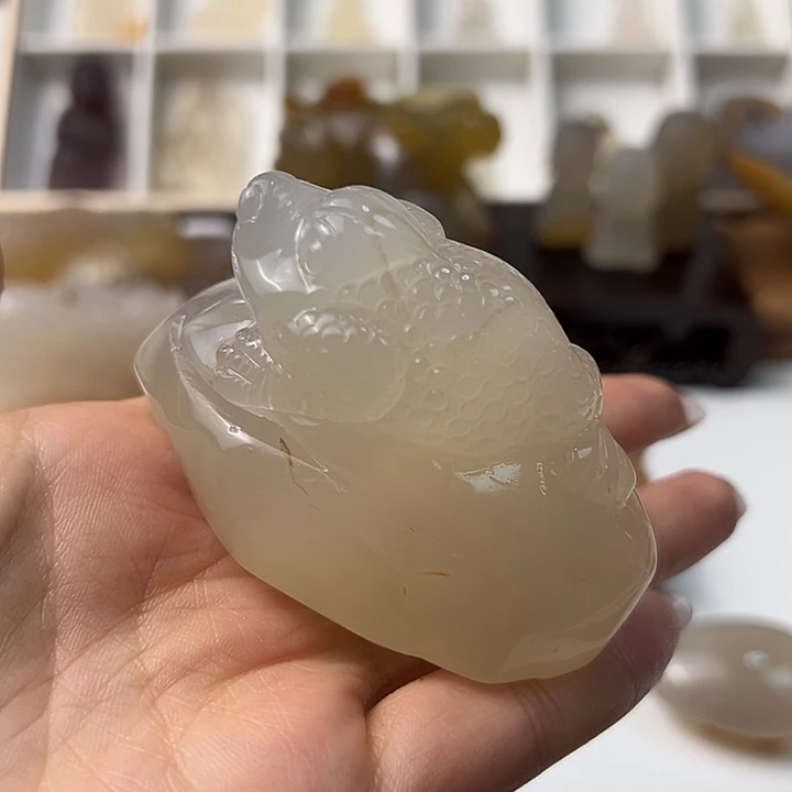 玛瑙/玉髓颈饰合金