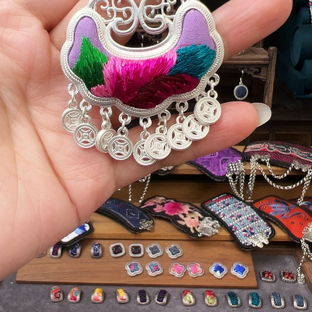 织绣手工刺绣工艺品