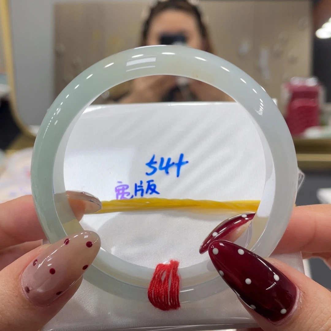 未镶嵌手镯翡翠翡翠