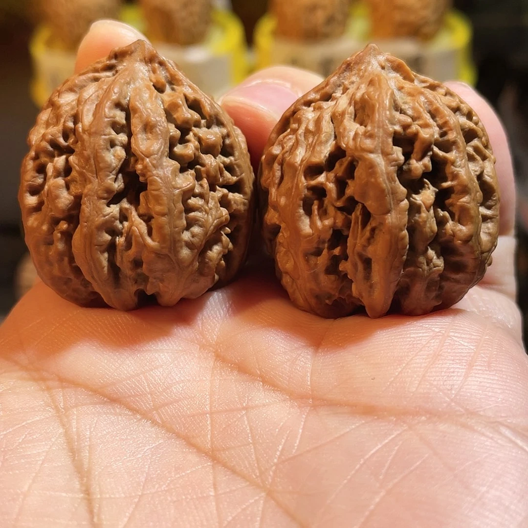 吊坠文玩核桃2 绣球