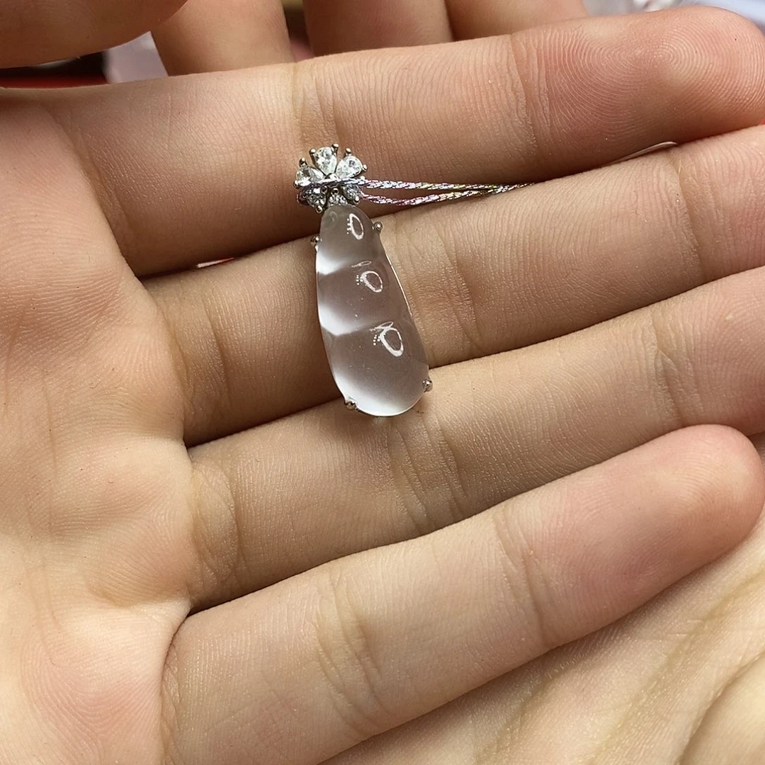 康***容颈饰银S925镶嵌石英质玉