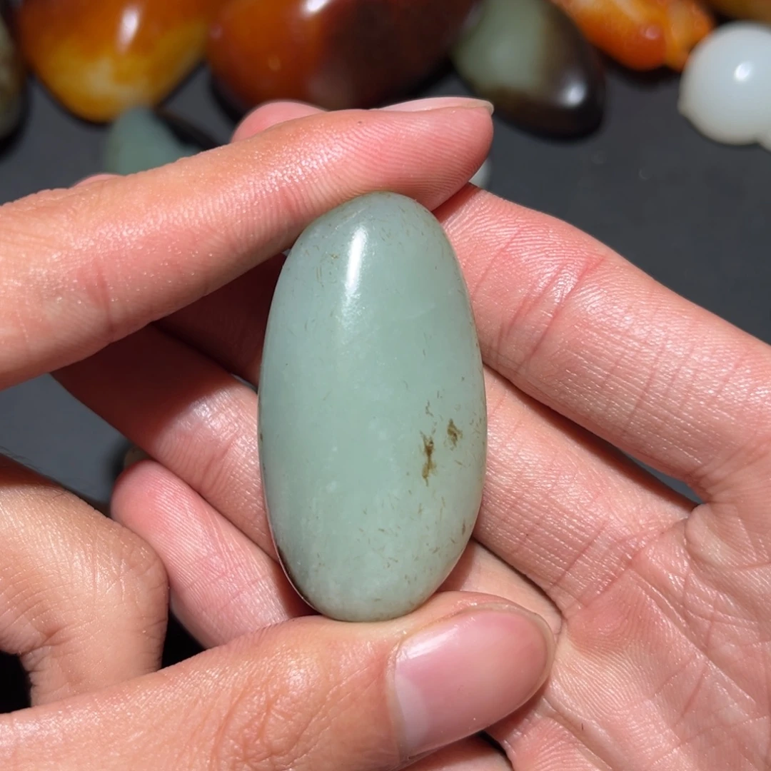 和田玉未镶嵌珠宝奇石