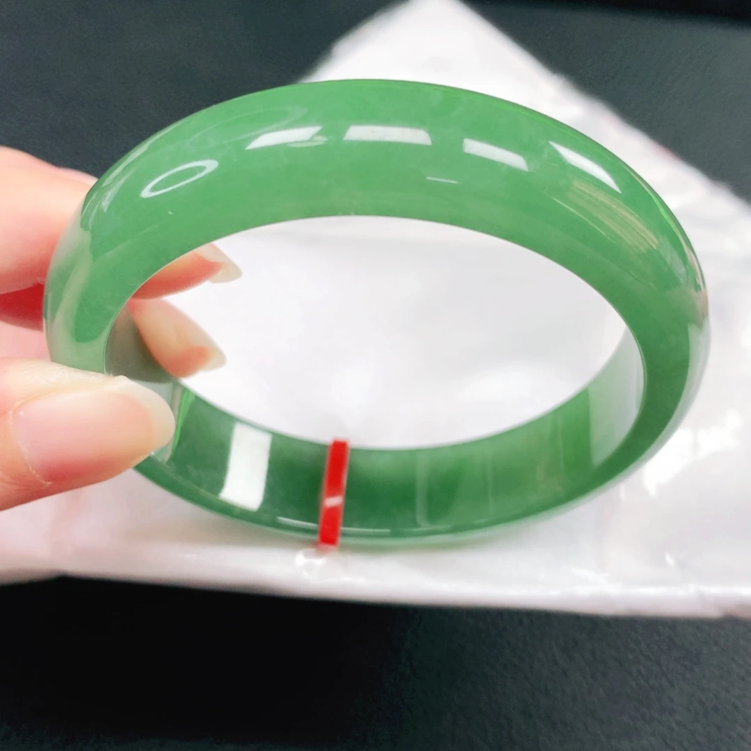 翡翠未镶嵌手镯58圈