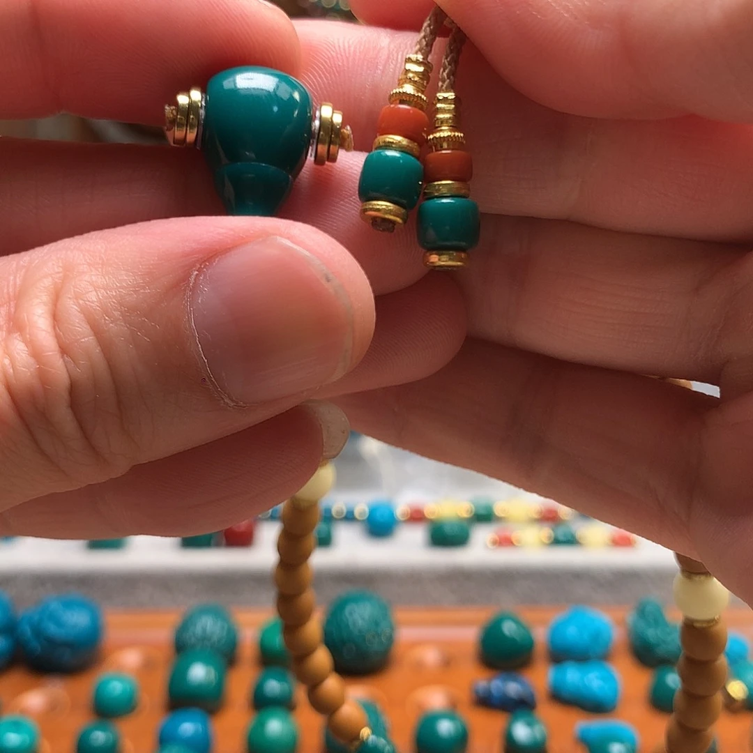 琉璃颈饰有****奇地狱色10mm三通6m弟子珠