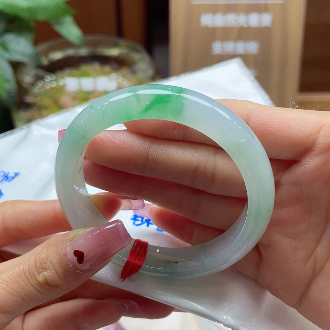 翡翠手镯未镶嵌75 号链接