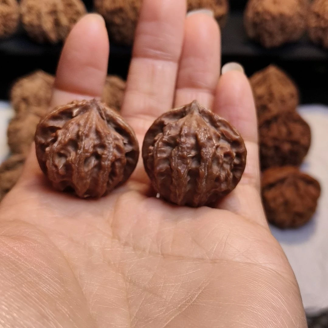 【闪购商品】吊坠桃核2**5
