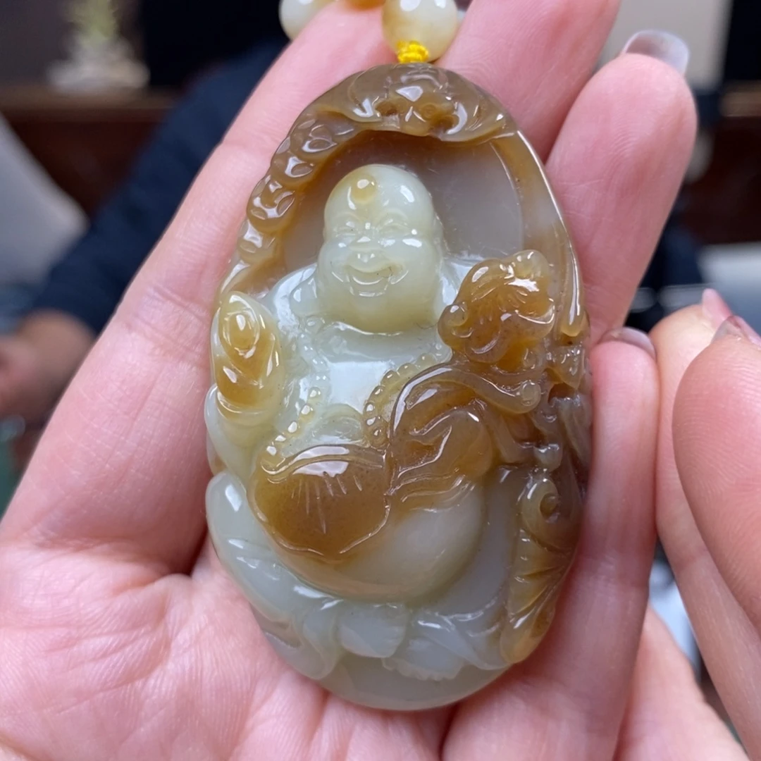 维***根和田玉未镶嵌挂件