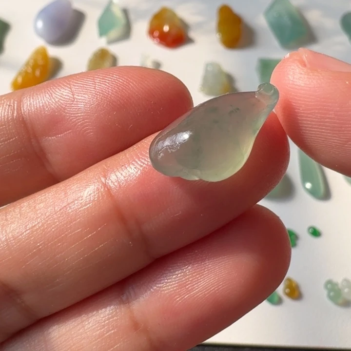 定制翡翠未镶嵌福瓜