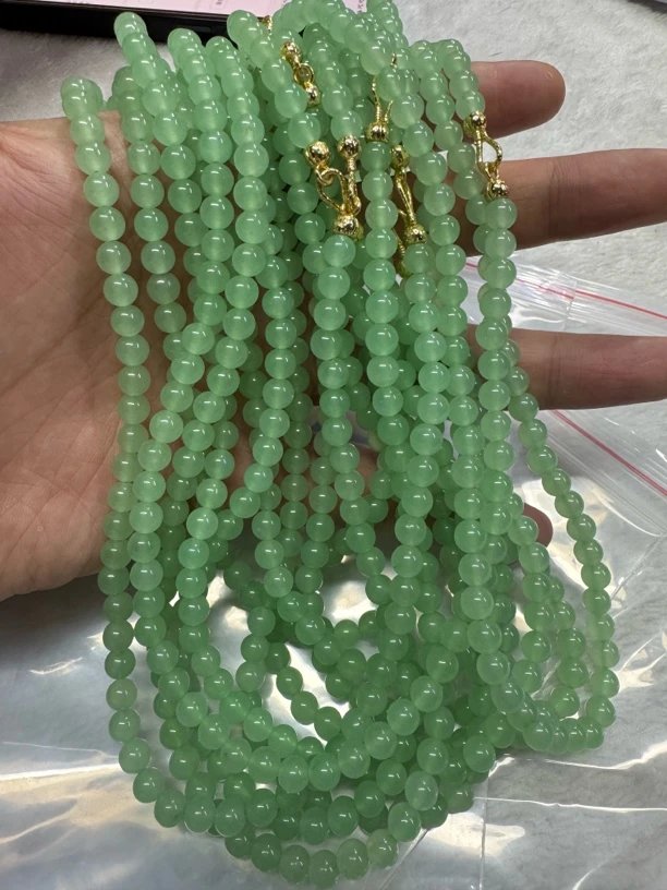 1562号精品翠色项链