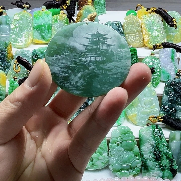 翡翠未镶嵌吊坠(不含链)