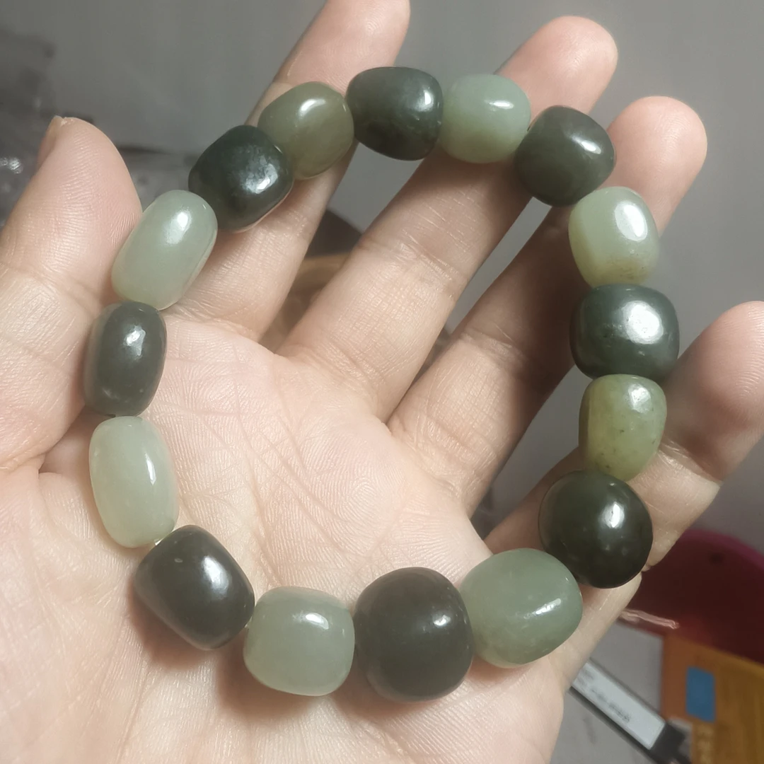天然和田玉多宝随形手串